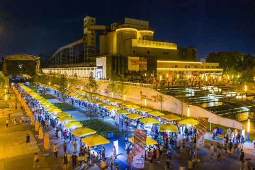 工業(yè)遺址變 文化街區(qū)